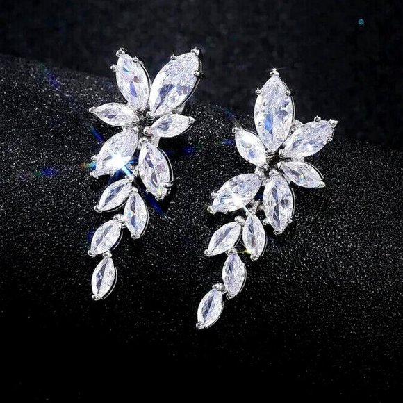 Wedding Earrings 18k Silver Crystal Rhinestone Dangle Earrings Prom Bridal Bride - Picture 1 of 7